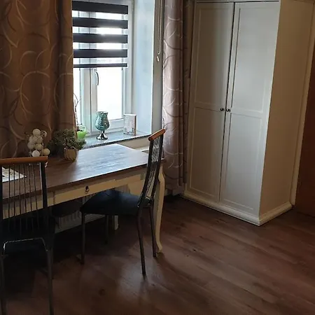 Gaeste- Und Boellstorf Im Eg Mit Ac Apartment