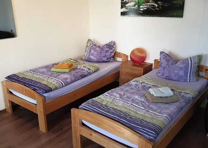 Gaeste- Und Boellstorf Im Eg *